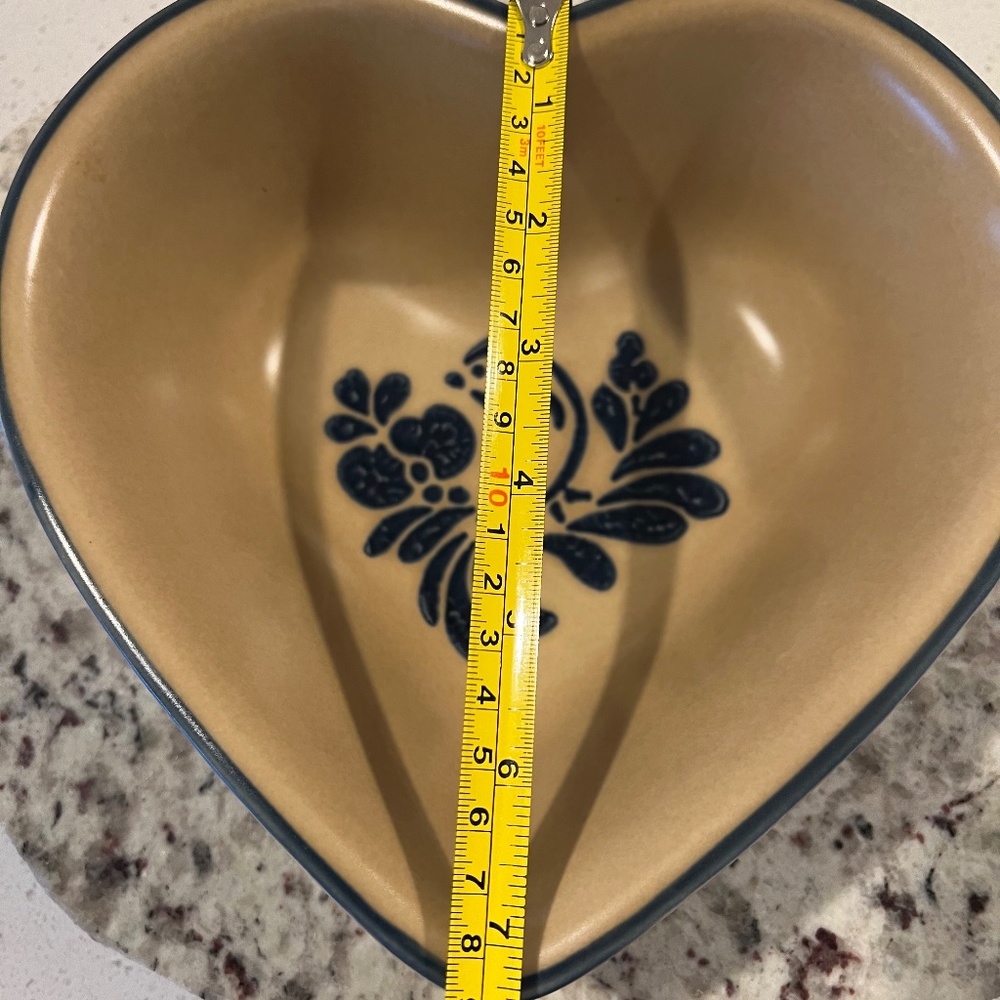 Pfaltzgraff Vintage USA Folk Art Heart Shaped Bird Pattern Fruit Vegetable Bowl - Picture 4 of 5